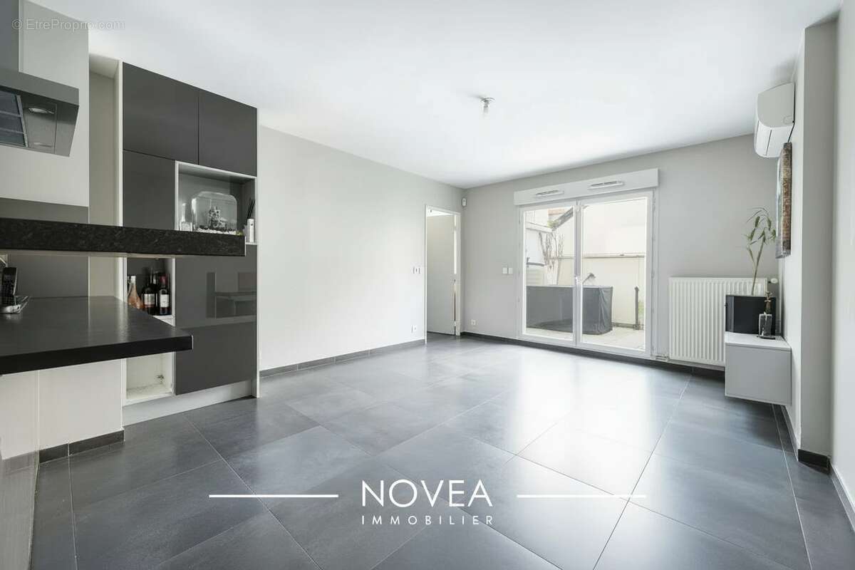 Commerce 120 m² à Villeurbanne  - photo 7