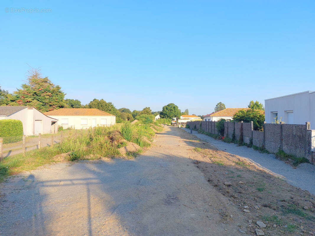 Terrain à ARTHON-EN-RETZ