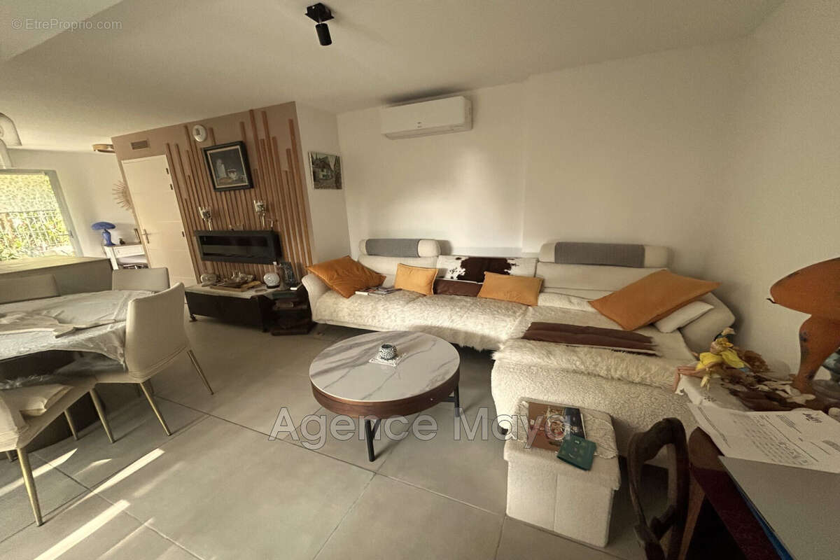 Appartement à LES ISSAMBRES
