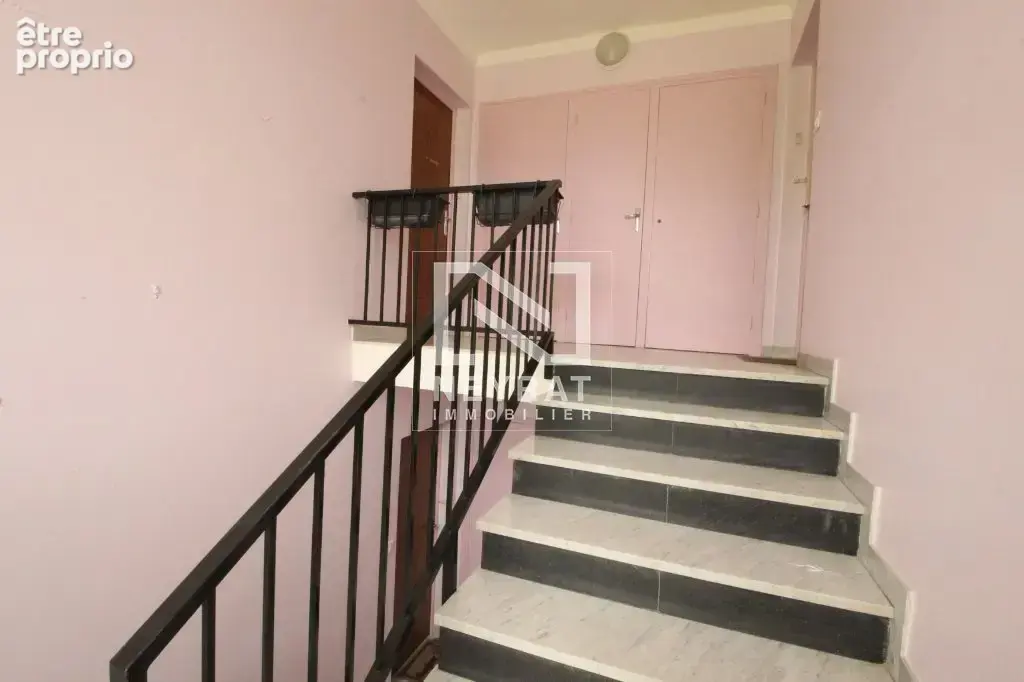 Appartement T3 et garage - photo 6