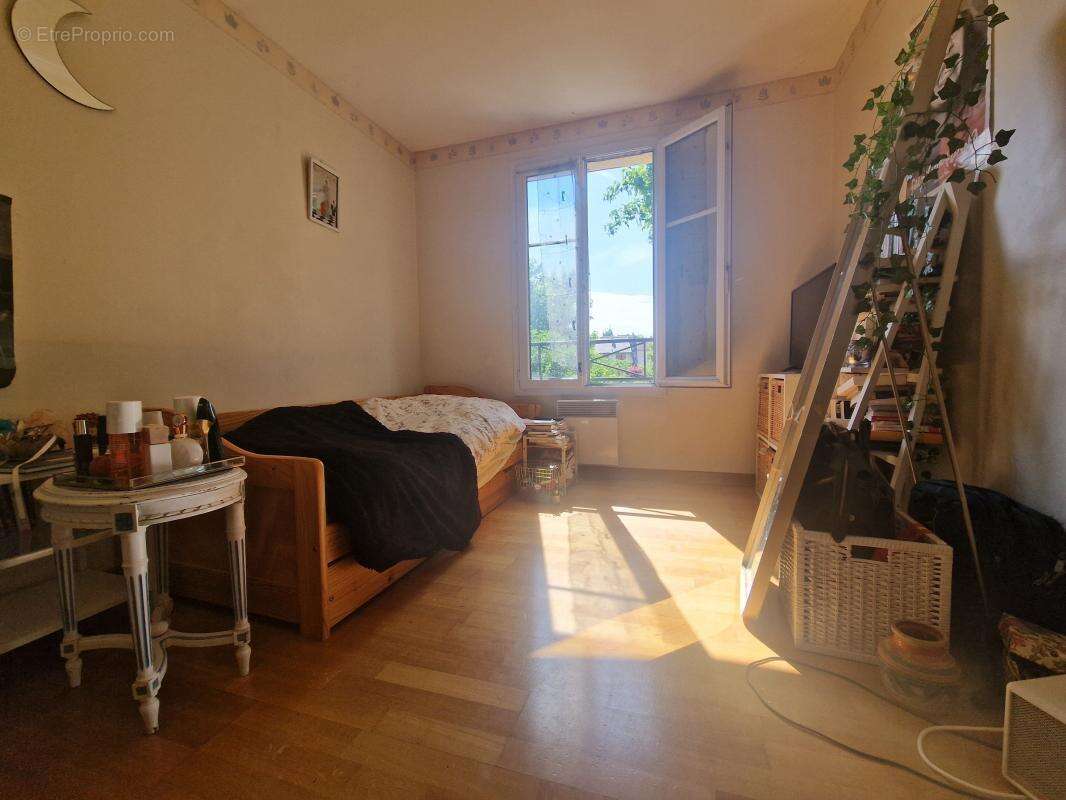 Maison à BROU-SUR-CHANTEREINE