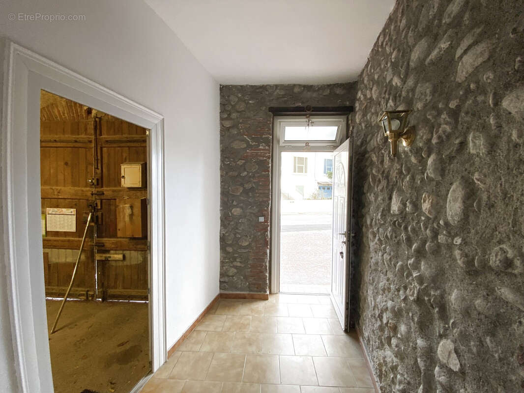 Maison à SAINT-JEAN-LASSEILLE