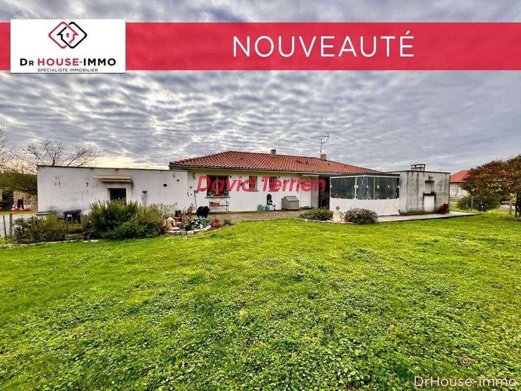 Maison à AMBARES-ET-LAGRAVE