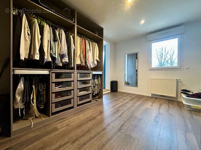 Maison à LA VILLE-DU-BOIS