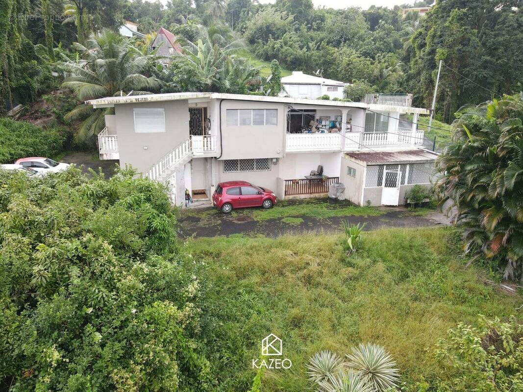 Appartement à RIVIERE-SALEE