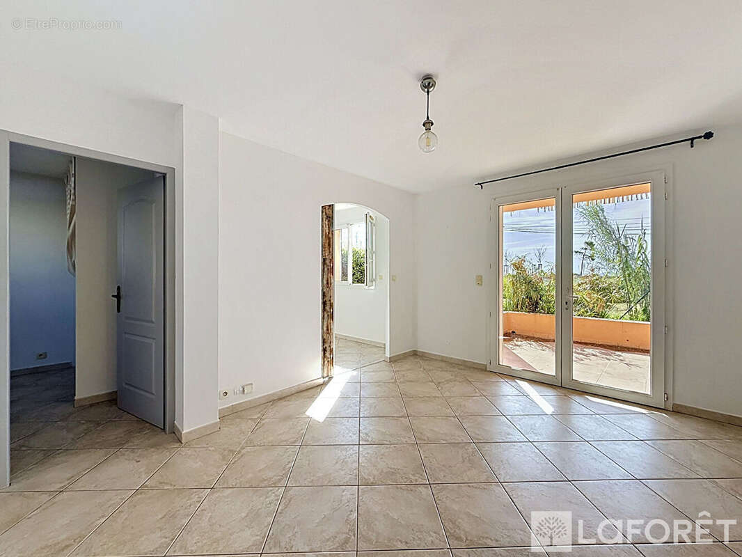 Maison à HYERES