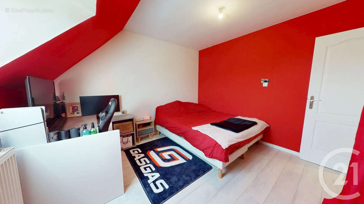 Maison 158 m² à Morcourt  - photo 9