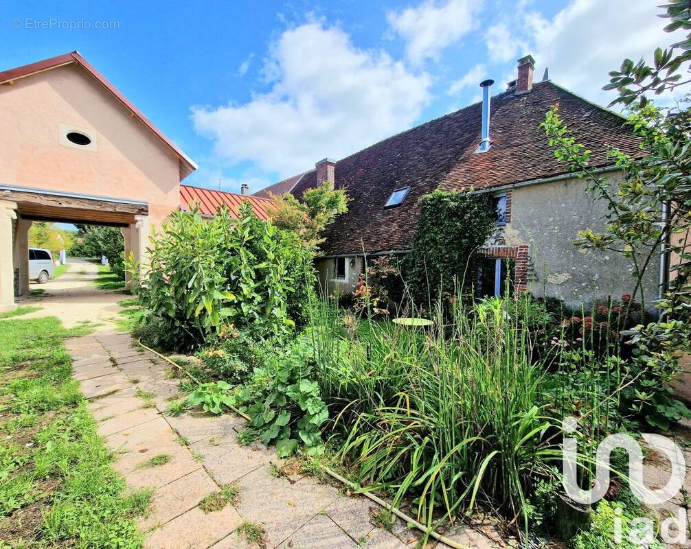 Photo 1 - Maison à TOUCY