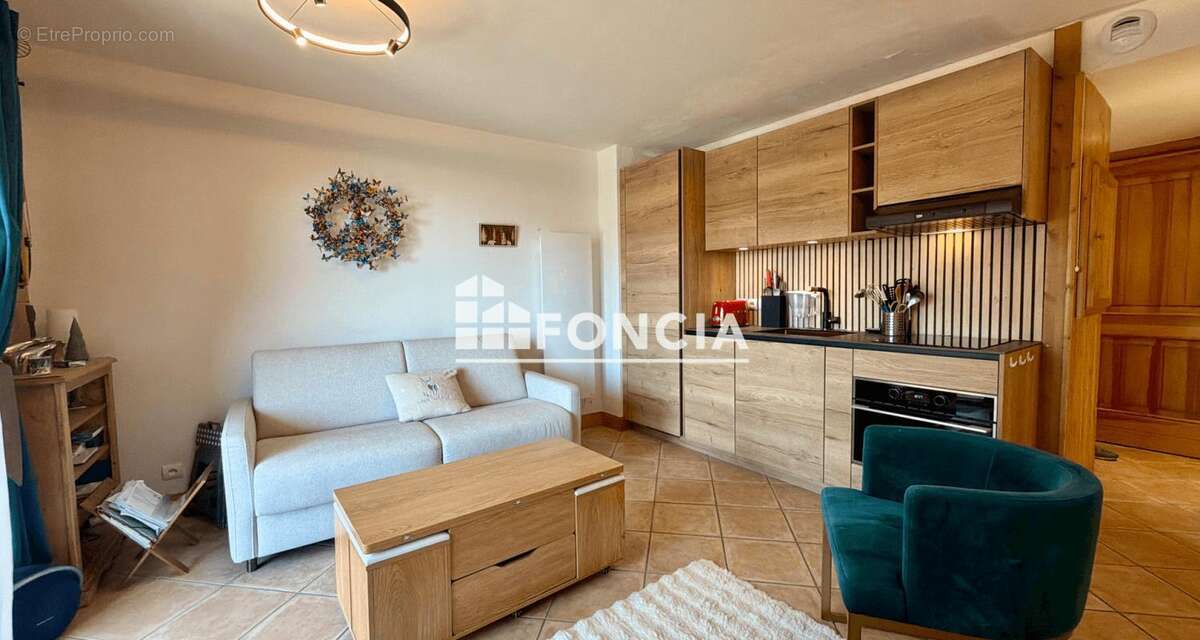 Appartement à CREST-VOLAND