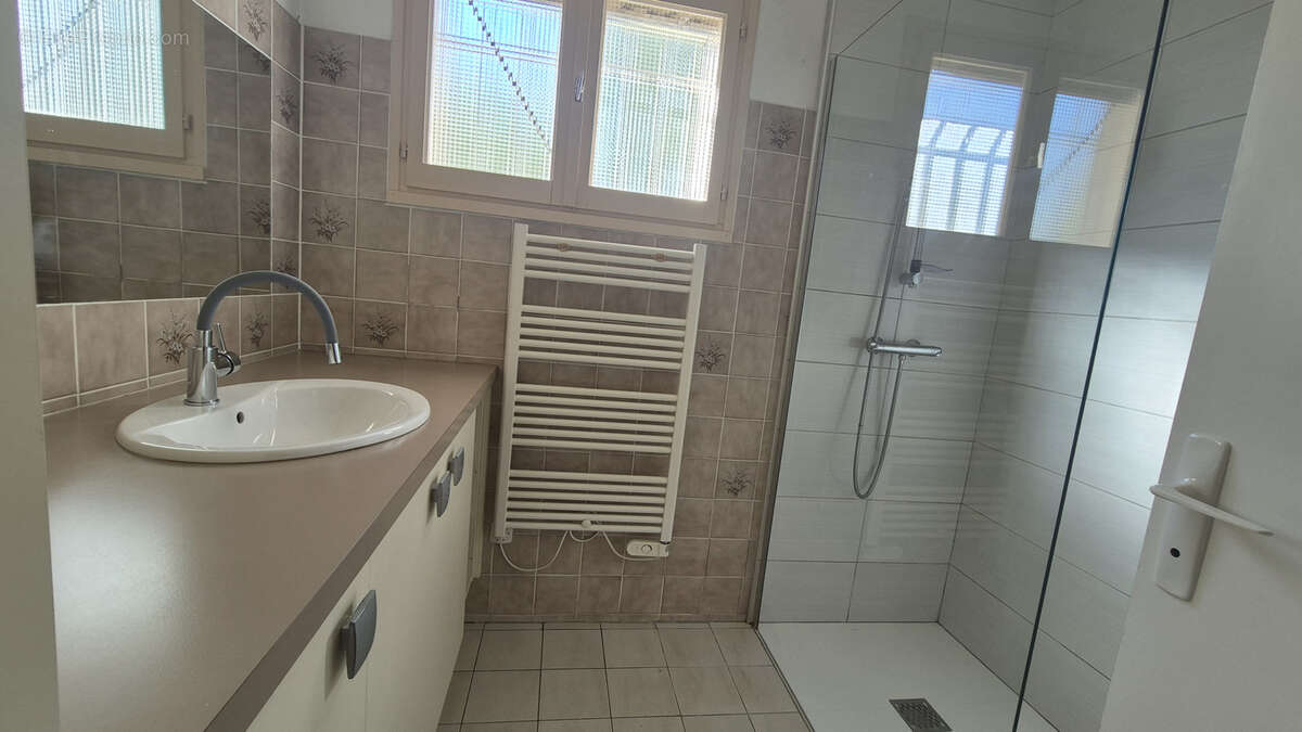 Maison à SAINT-MARTIN-LALANDE