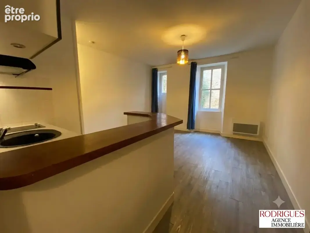 Appartement 23 m² à Poitiers  - photo 4