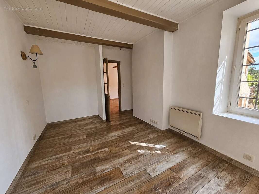 Maison à VALDEROURE