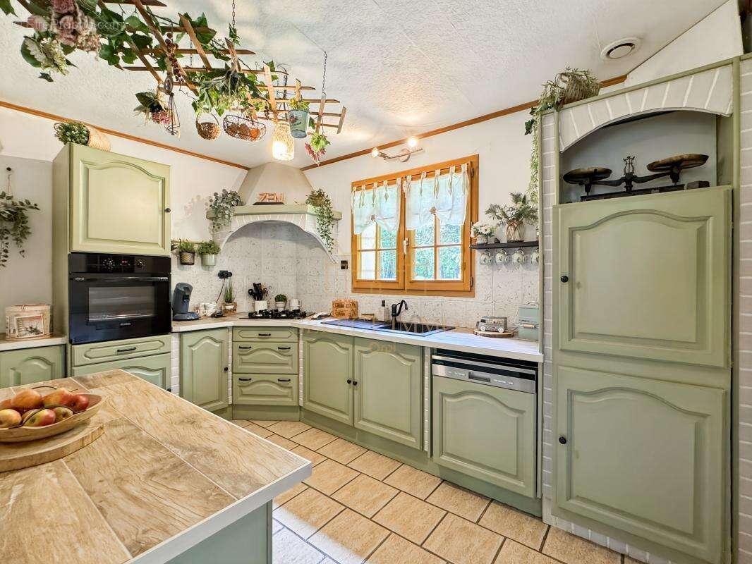 Maison à MANDRES