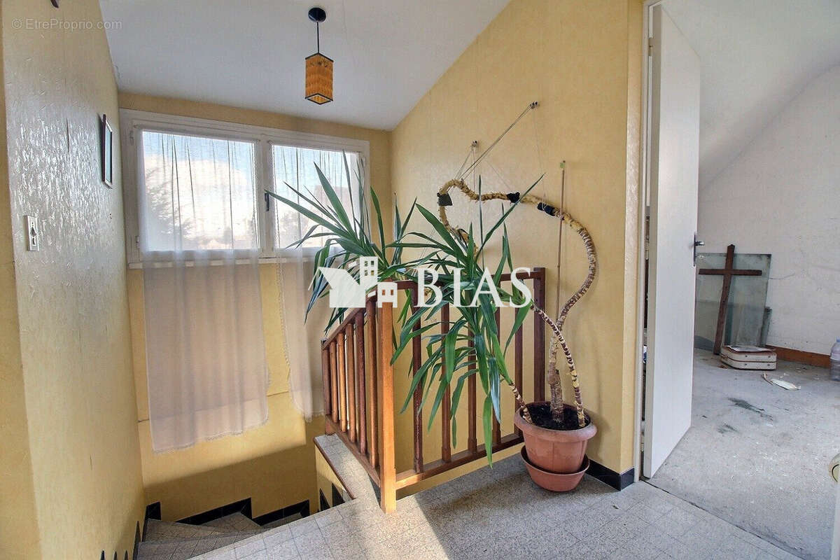 Maison à PONT-DE-L&#039;ARCHE