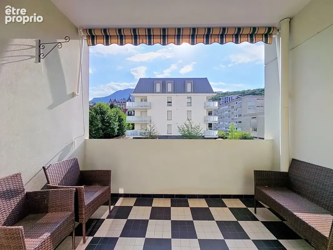 Aix les Bains - Proximité centre ville - T4 - Terrasses - photo 10