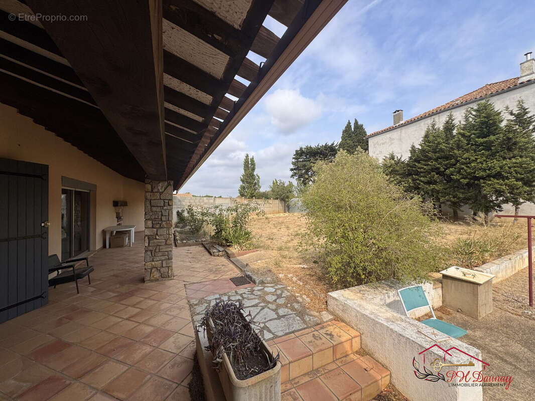Maison 200 m² à Narbonne  - photo 6