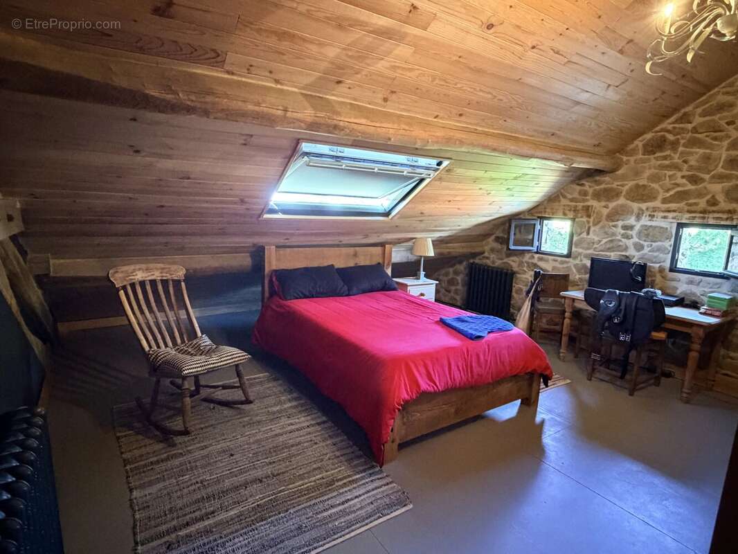 Une grande maison originale et fabuleuse, idéalement située à la campagne - photo 10