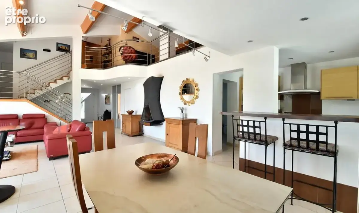 Villa de standing - double garage - piscine - photo 4