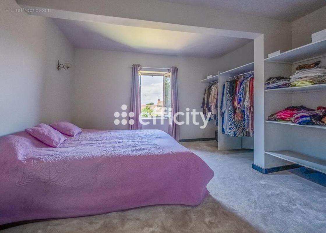 Maison 181 m² à Bussieres  - photo 7