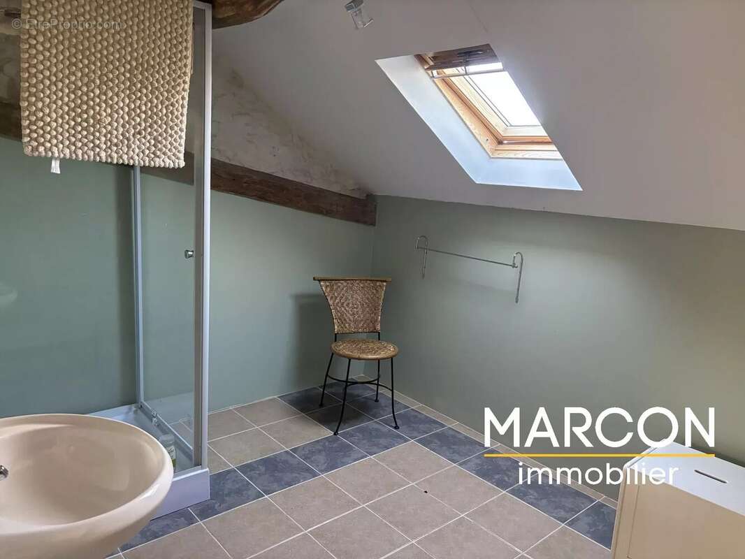 Maison à DOMPIERRE-LES-EGLISES