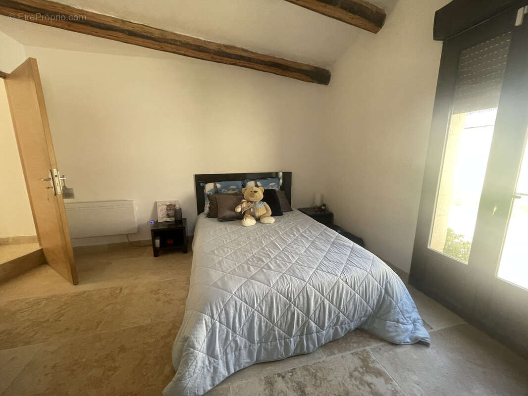 Maison à SAINTE-CECILE-LES-VIGNES