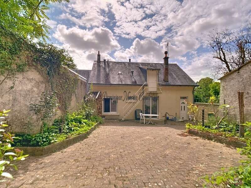Maison familiale 4 pièces de 70m² avec dépendance en tuffeau et jardin arboré – PONCE SUR LE LOIR (72) - photo 16