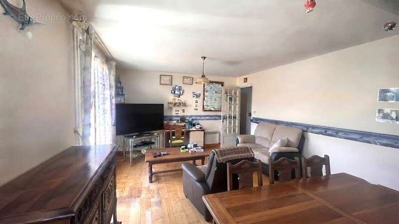 QUIMPER (29) – Appartement de type 3 de 67 m² habitable – Loggia – Garage fermé et privatif - photo 5