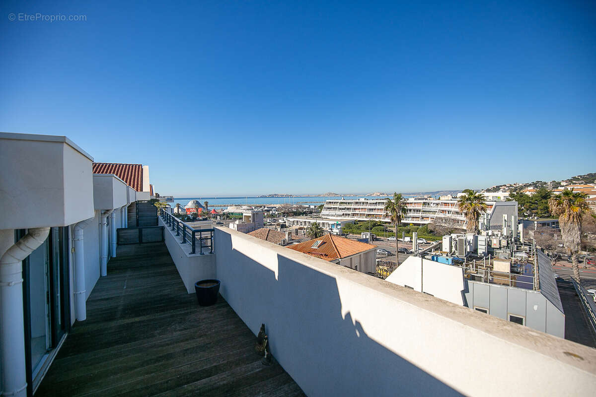 Appartement à MARSEILLE-8E