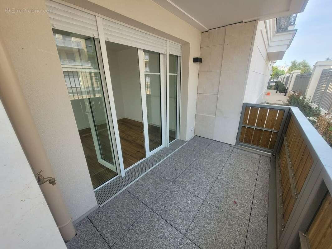 Appartement 46 m² à Le Blanc-Mesnil  - photo 5