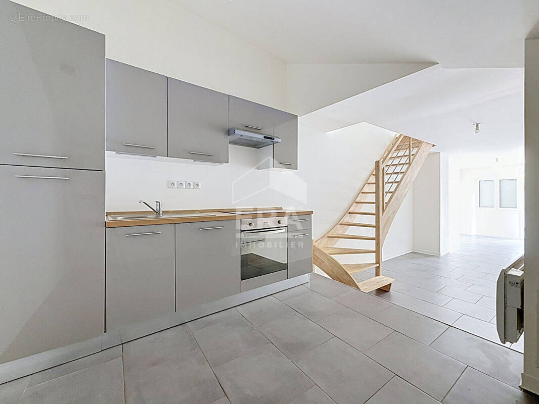 Appartement à PUSSAY
