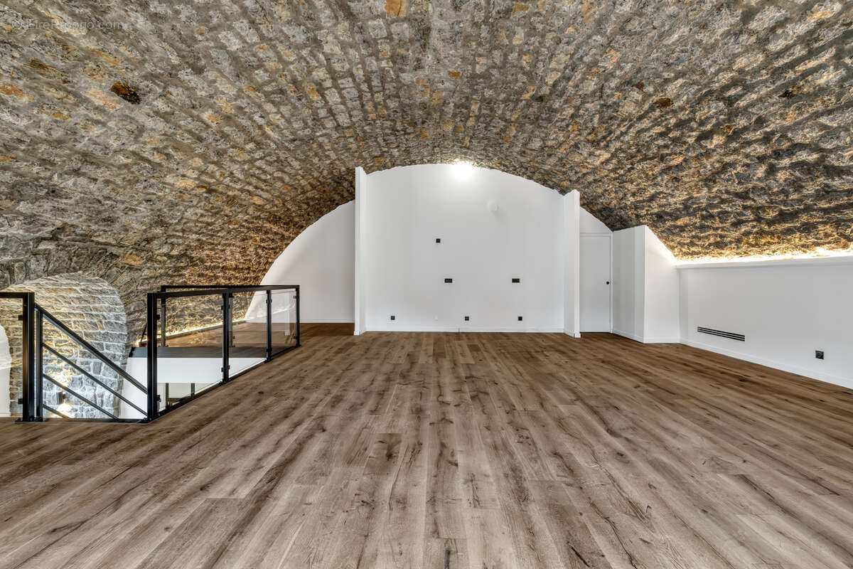 Appartement à AIX-LES-BAINS