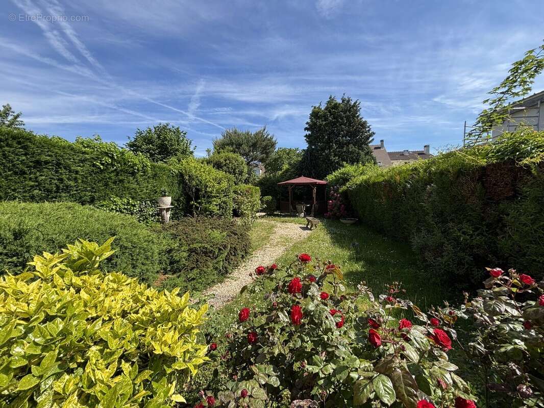 Maison à NOISY-LE-GRAND