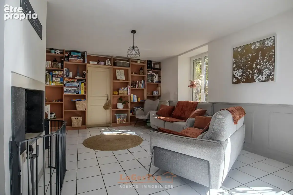 Maison avec dépendances / Remoncourt - photo 3