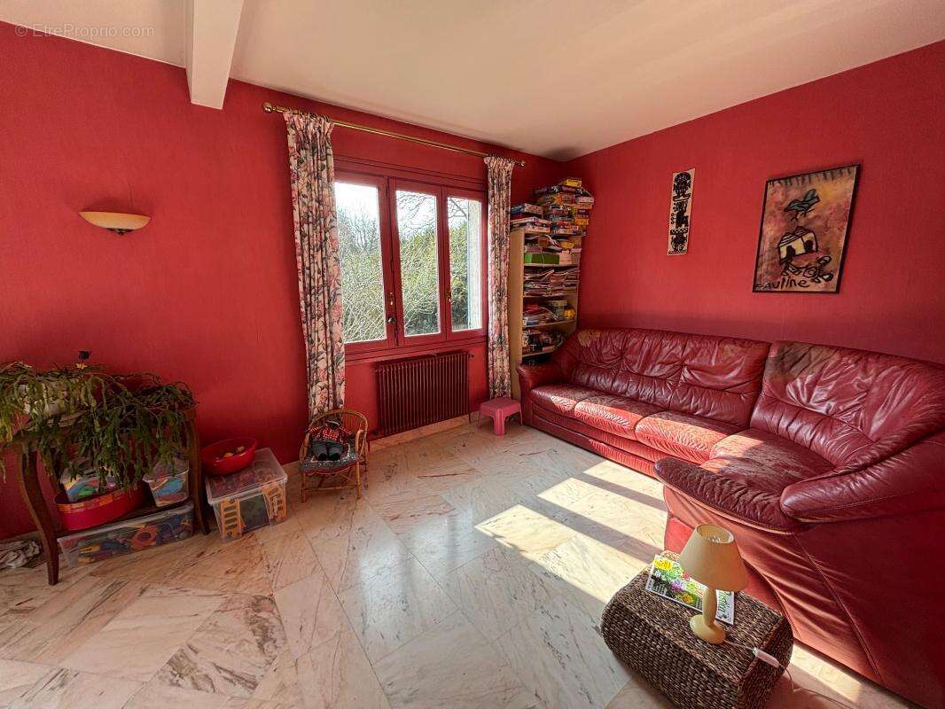 Maison à VILLECONIN