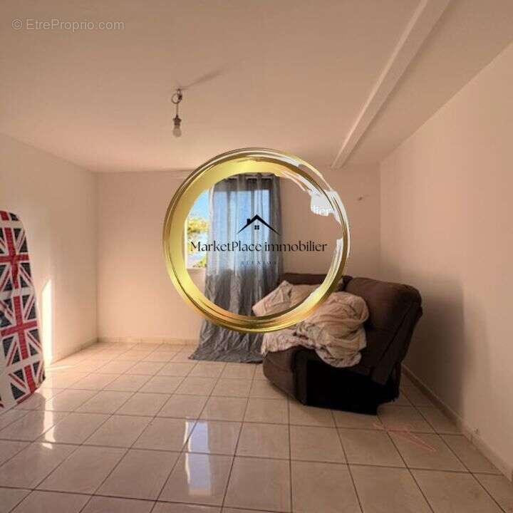 Maison à PETITE-ILE