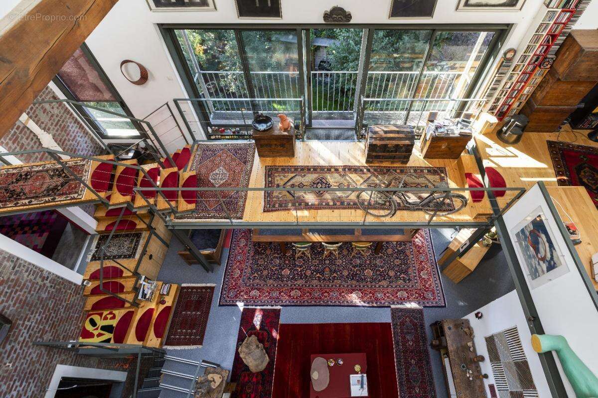 Appartement à LES LILAS