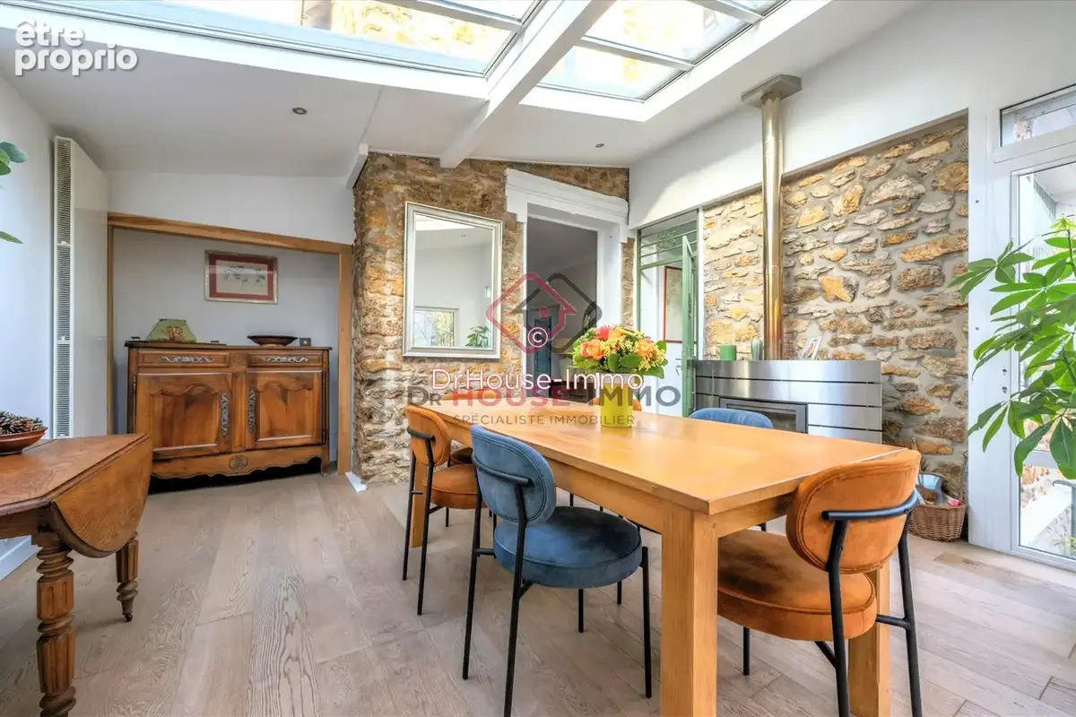 Maison 222 m² à Le Raincy  - photo 3