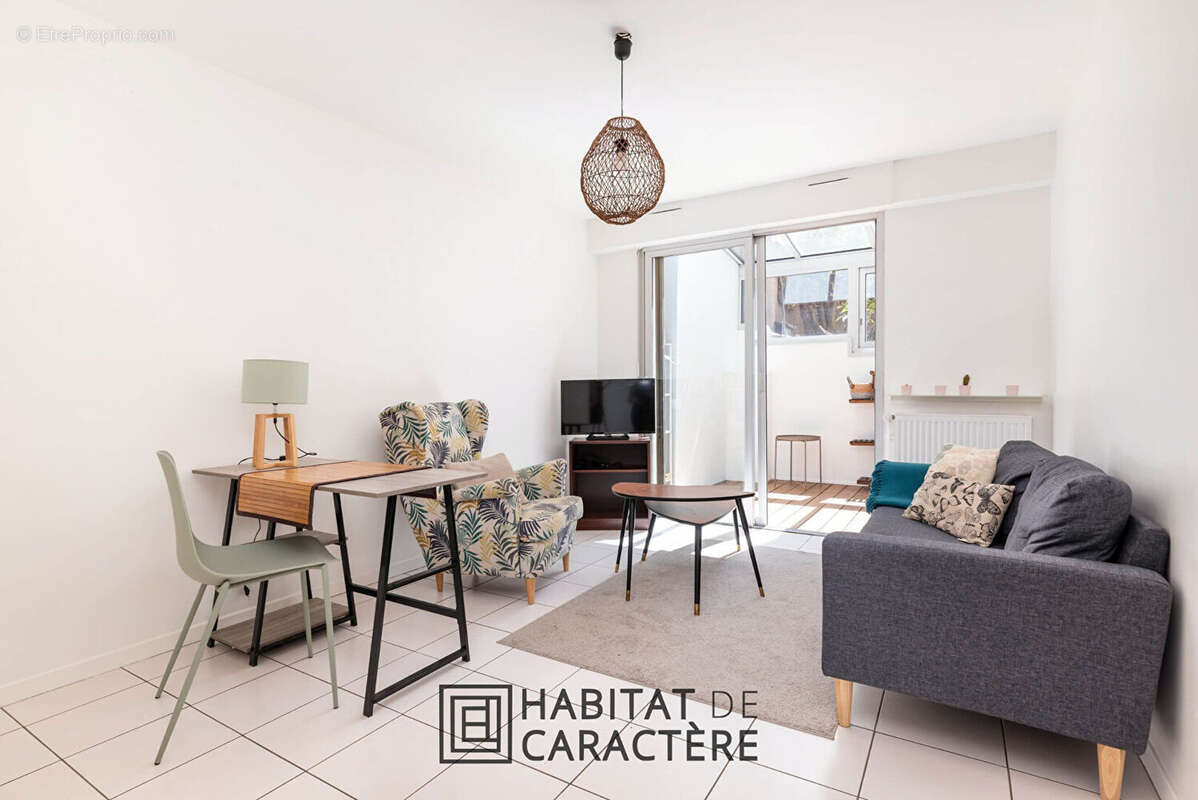 Rue Général Plessier - T2 avec patio plein sud - photo 3