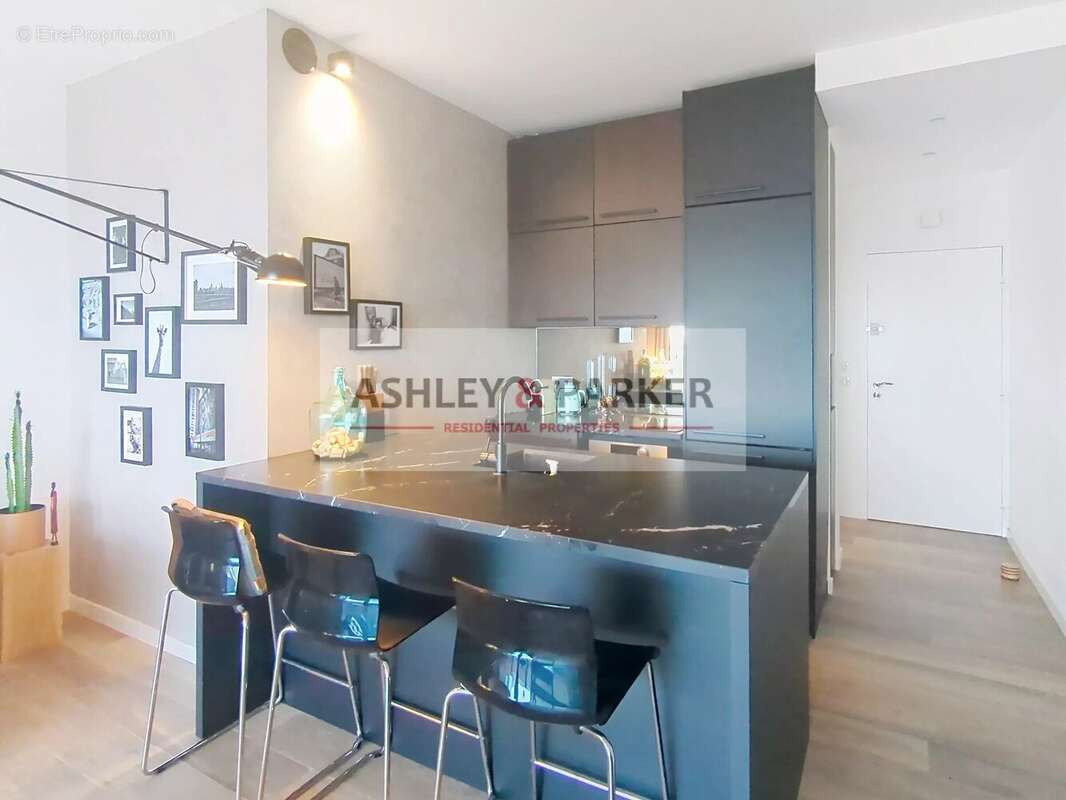 Appartement à VILLENEUVE-LOUBET
