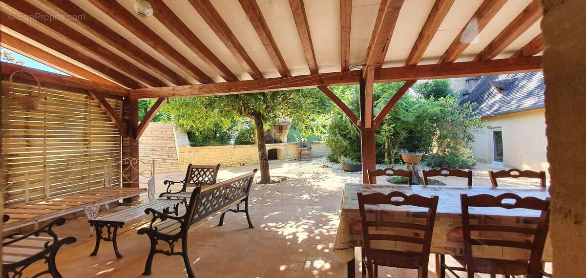 Maison 550 m² à Les Eyzies-De-Tayac-Sireuil  - photo 347