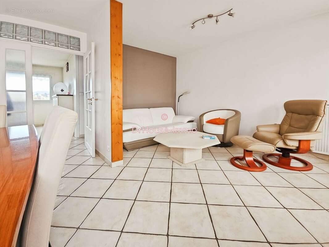 Appartement à FIRMINY