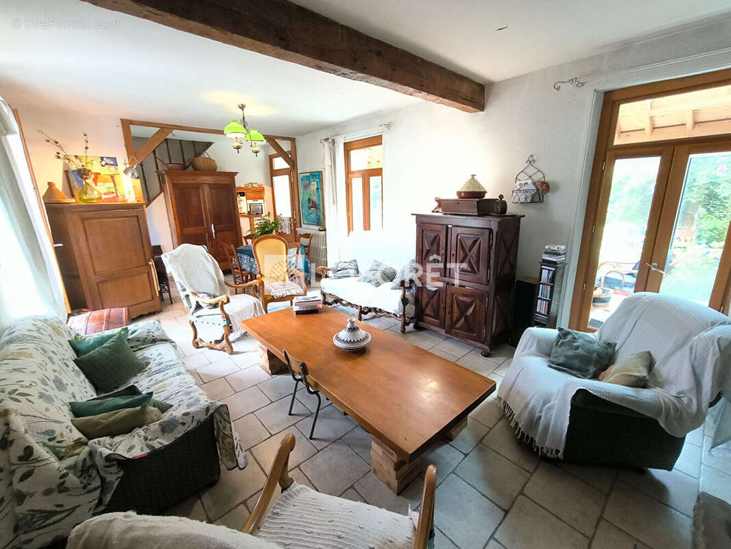 Maison à ROSNY-SUR-SEINE