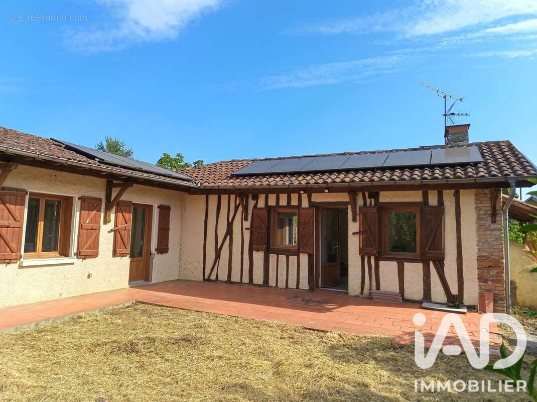 Maison 56 m² à Saint-Laurent  - photo 2