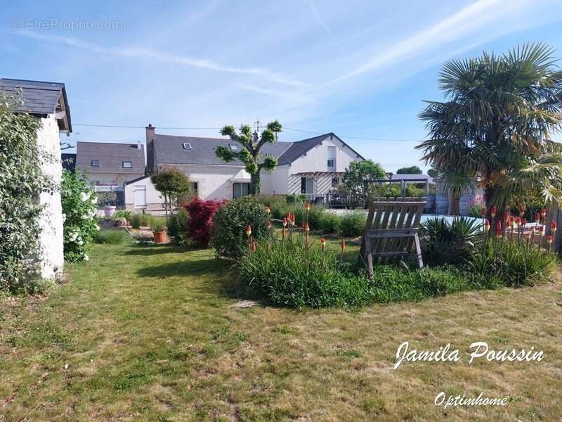 Maison à VILLEBERNIER