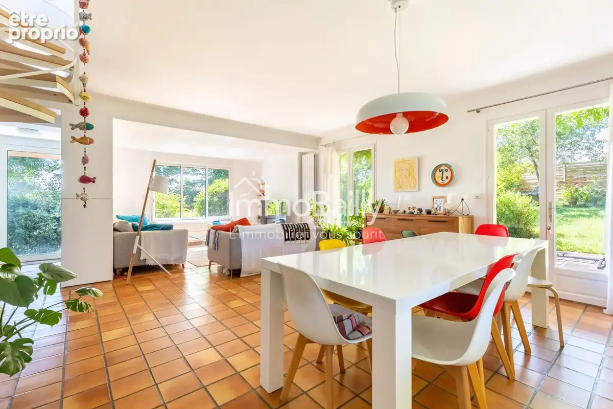 Photo Maison à La Brede au prix de 549 000€