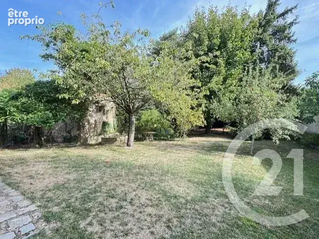 Maison 10 pièces 242 m² à vendre à Bu (28410) - photo 4