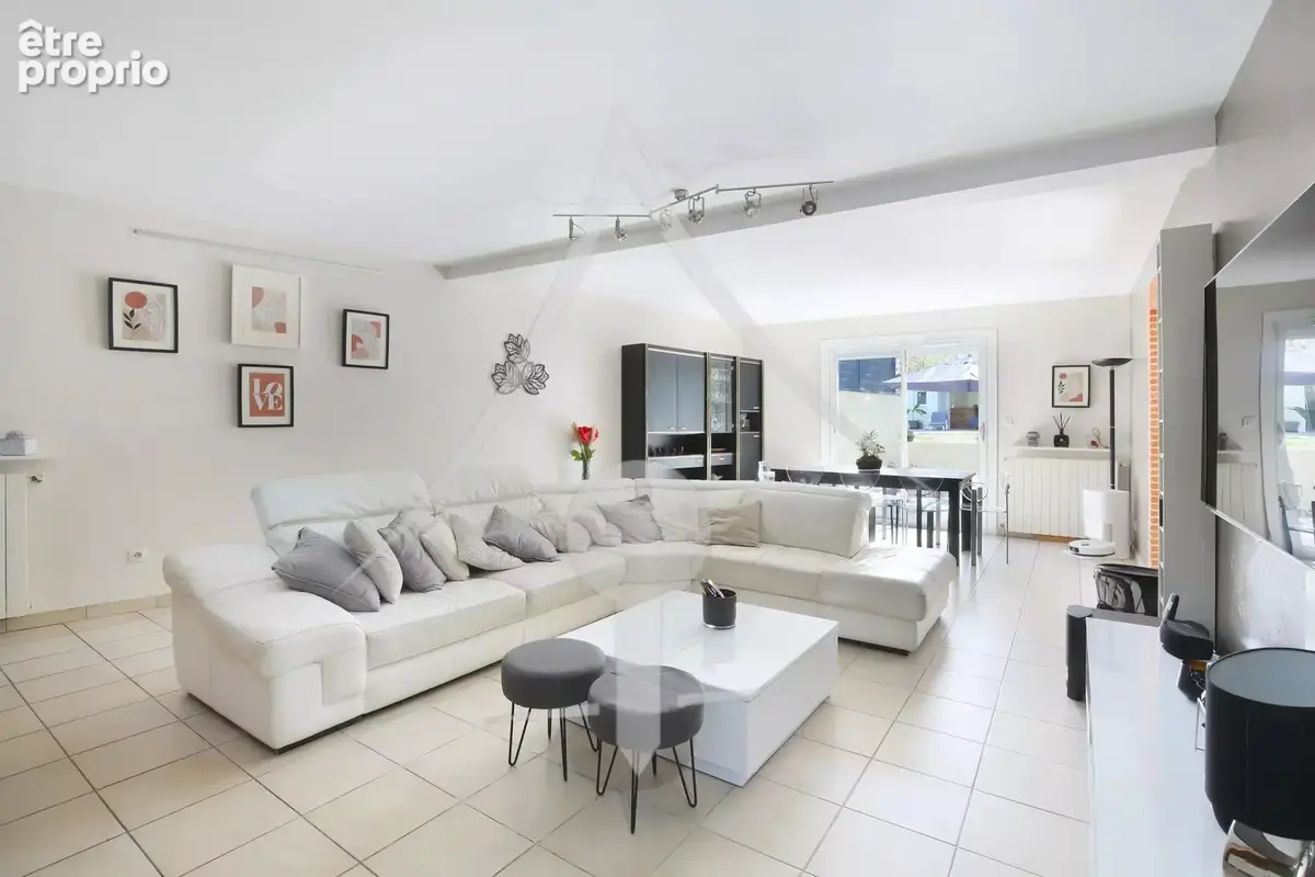 Photo Maison à Lavernose-Lacasse au prix de 388 500€