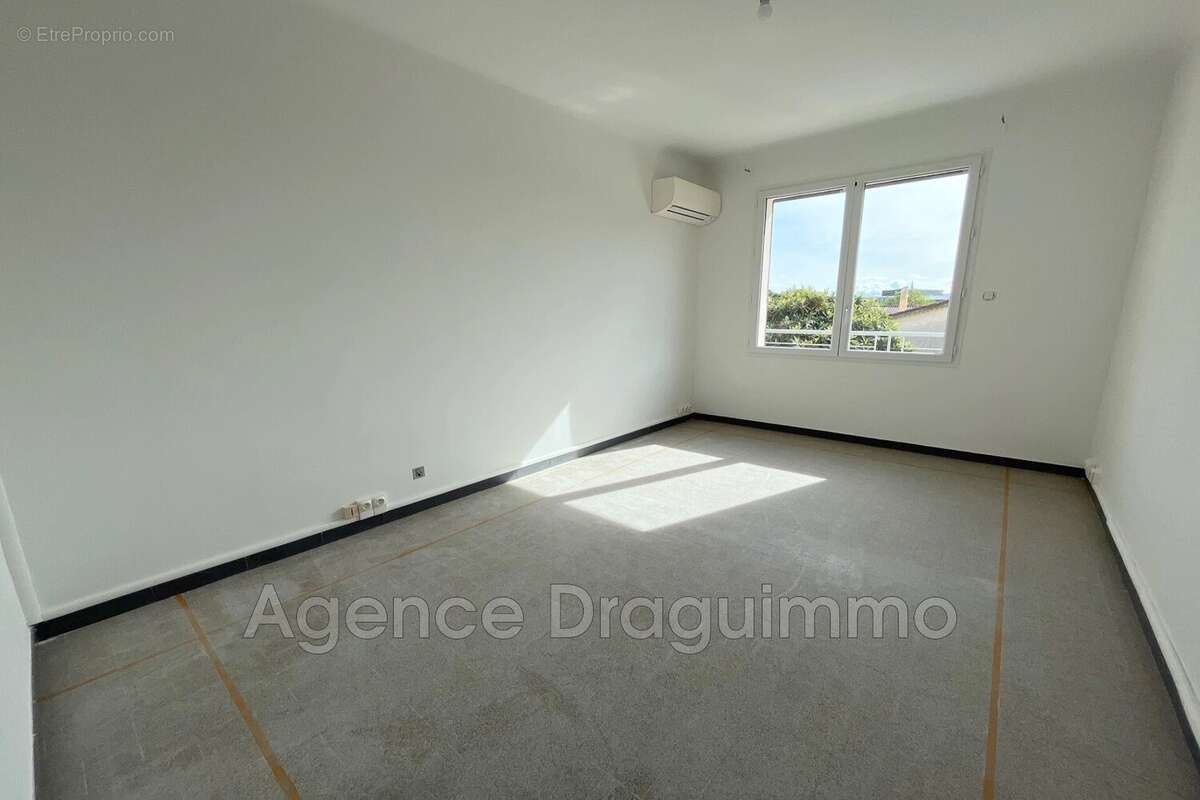 Appartement à DRAGUIGNAN