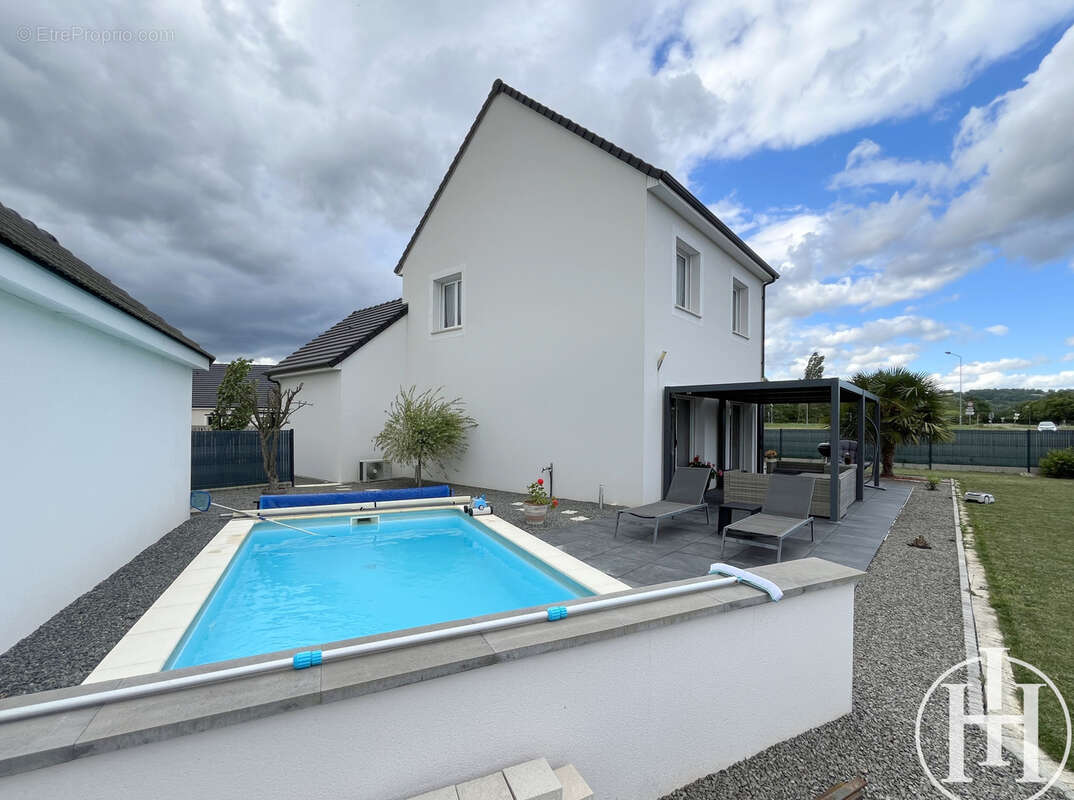 Pavillon récent Saint-amand-Montrond - photo 12