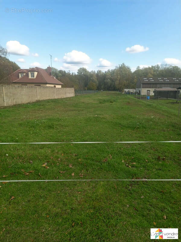 Terrain à SAINT-LEGER-AUX-BOIS